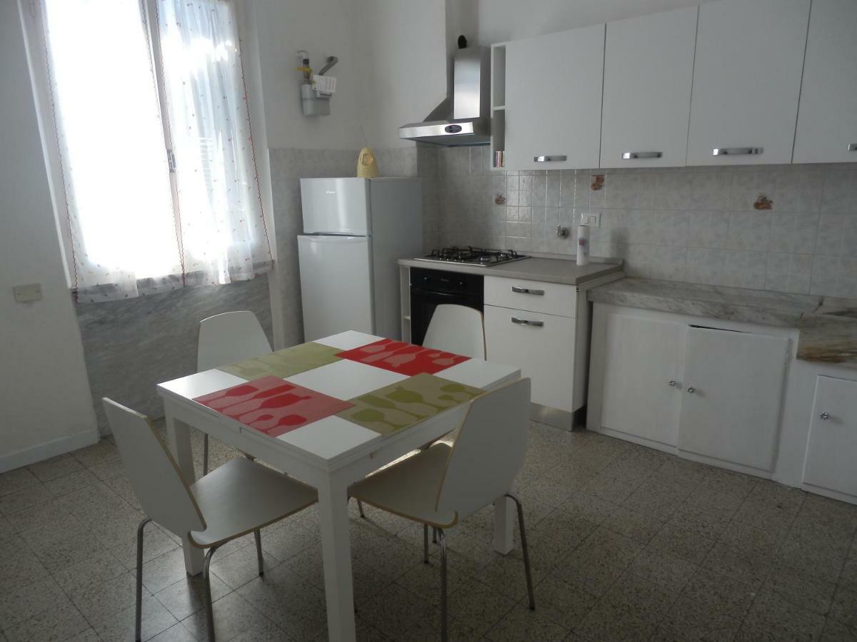 Appartamento Tata Geli La Spezia Exterior foto