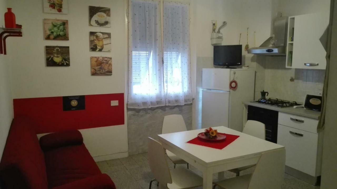 Appartamento Tata Geli La Spezia Exterior foto